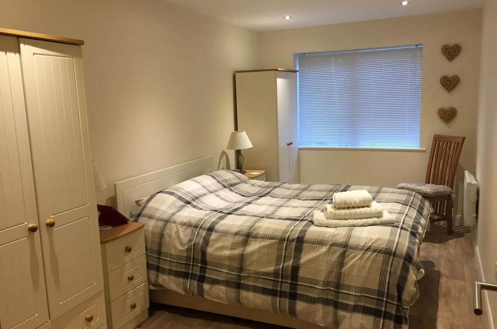 6 Serviced Apartments At St Josephs Court, Cleethorpes By Visit Cleethorpes